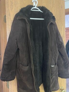 Vintage Leather Coat with Faux Fur Lining